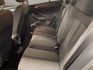 VOLKSWAGEN T-Roc 1.0 tsi Style 110cv