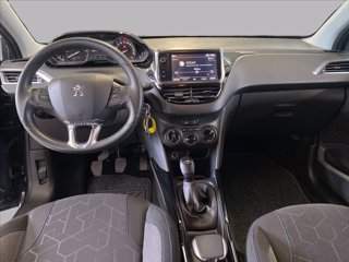 PEUGEOT 2008 1.2 puretech Signature s&s 82cv