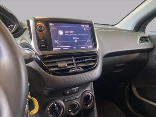 PEUGEOT 2008 1.2 puretech Signature s&s 82cv