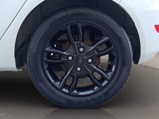 FORD Fiesta 5p 1.5 tdci Black&White 75cv E6