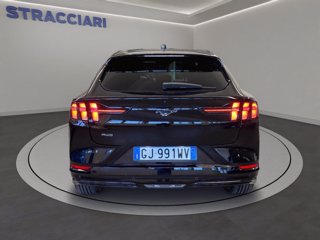FORD Mustang Mach-e extended range awd 351cv auto